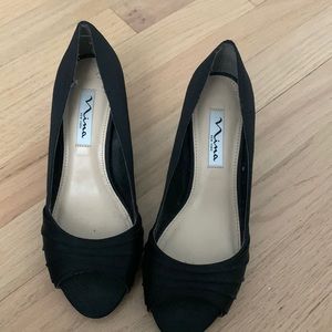 Nina formal shoes peep toe